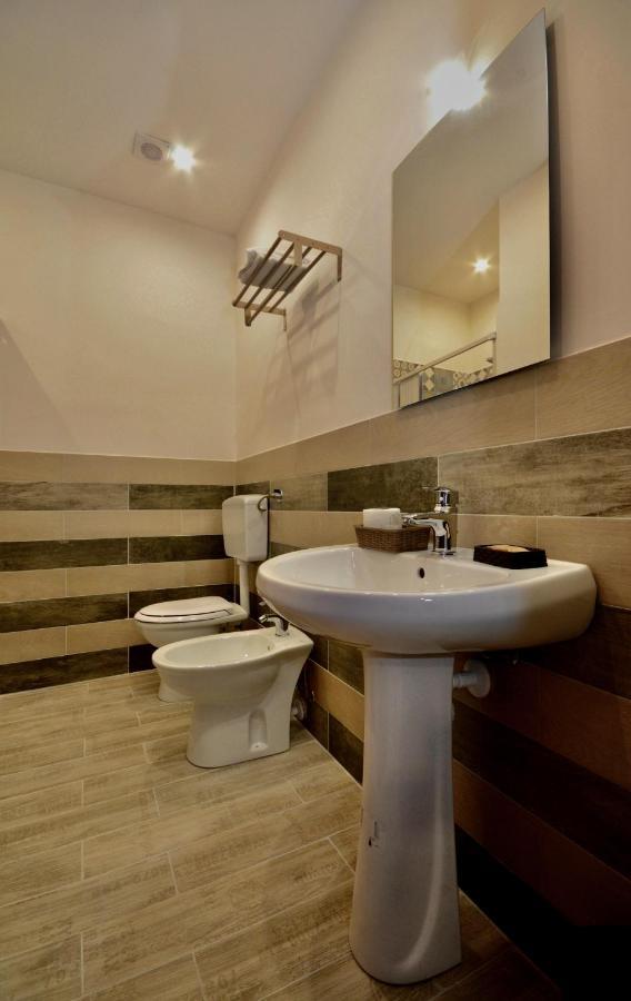 La Casa Del Moro - Al Politeama Bed & Breakfast Palermo Dış mekan fotoğraf