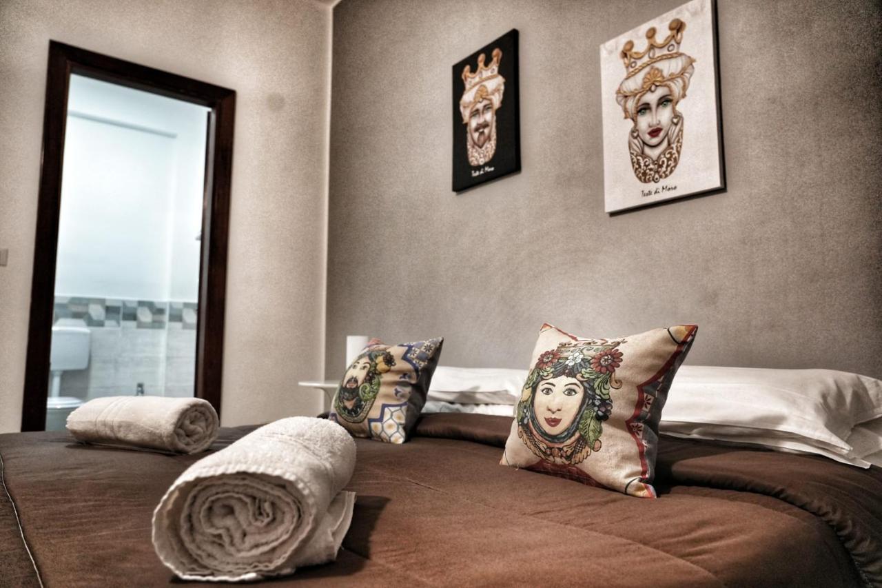 La Casa Del Moro - Al Politeama Bed & Breakfast Palermo Dış mekan fotoğraf